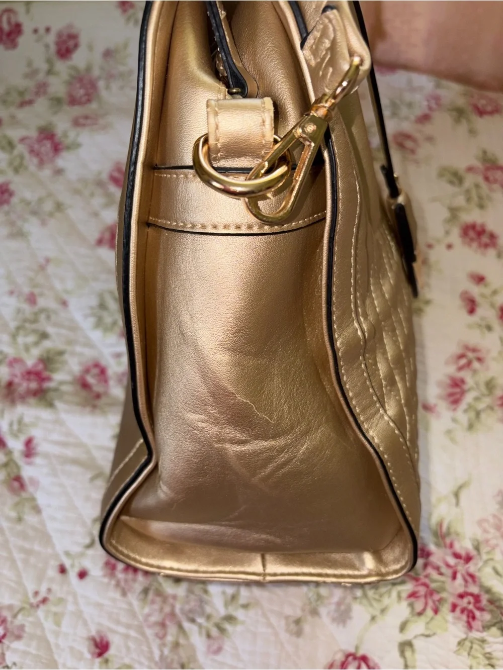 Michael Kors Metallic Gold Quilted Logo Detail Gorgeous bag!